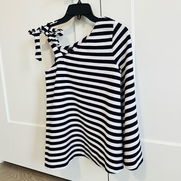 New without tags Club Monaco Sweater top size S - Picture 3 of 8